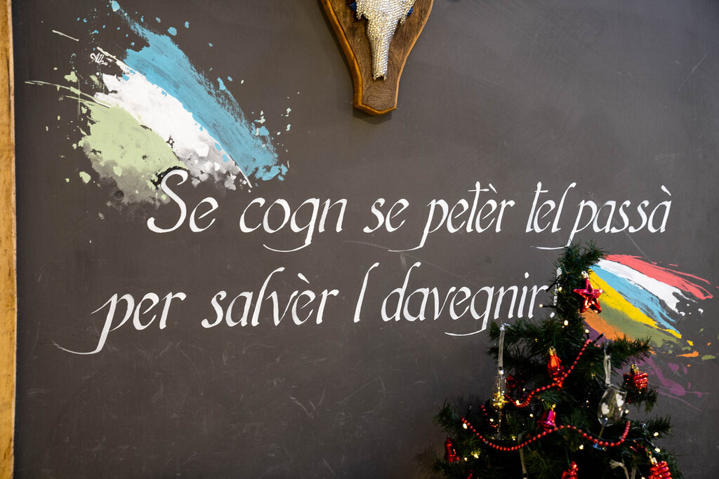 Content Dam Org 3 Images Full Rights Shopping Anesi Tabacchi Anesi Tabacchi Canazei Archivio Apt Val Di Fassa Mrizzi 5